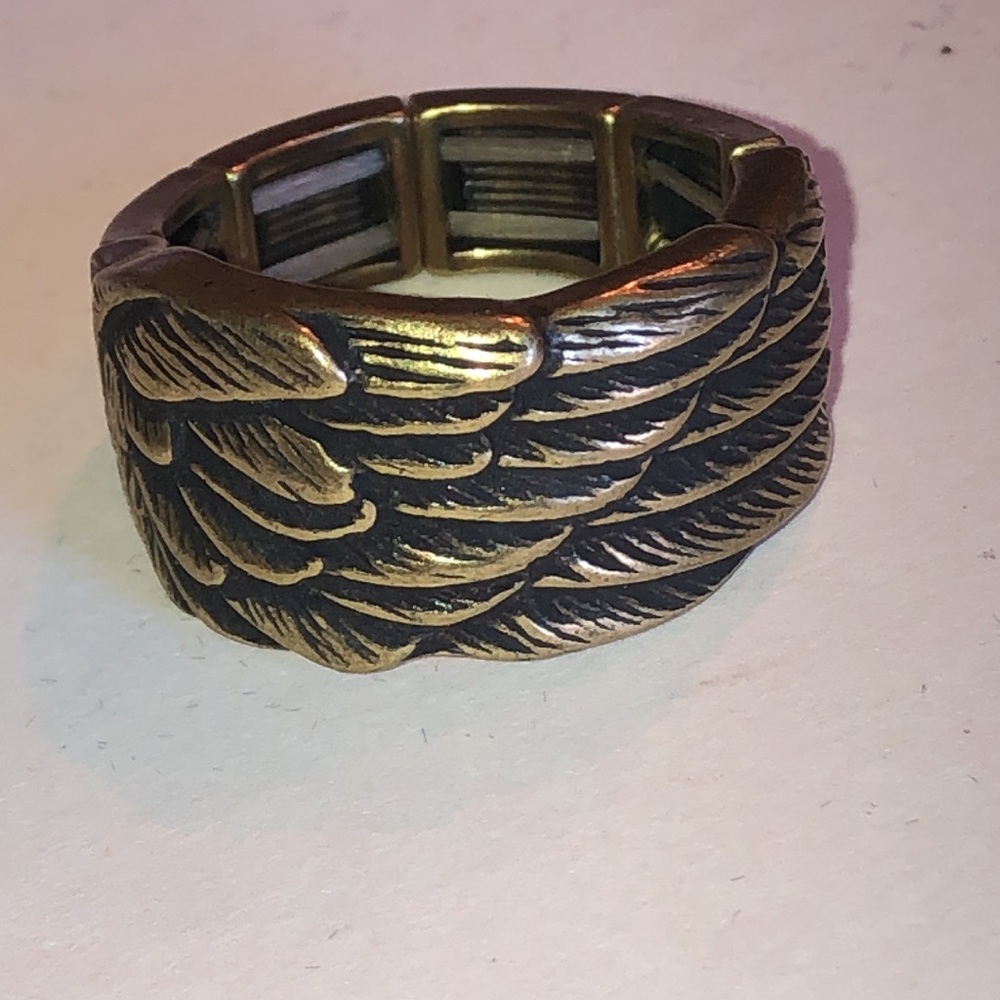 Antique Gold Tone Finish Wing-Pattern Statement Ring